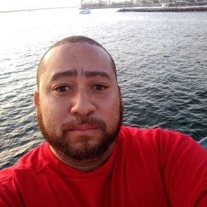 Meet your Posher, Dennis